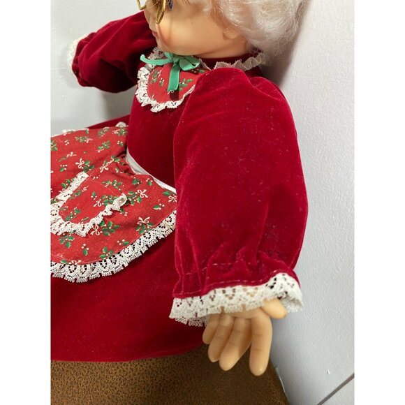 VINTAGE Mrs Claus Plush by Matrix Industries Velvet Red Dress Sits Christmas - Picture 4 of 8